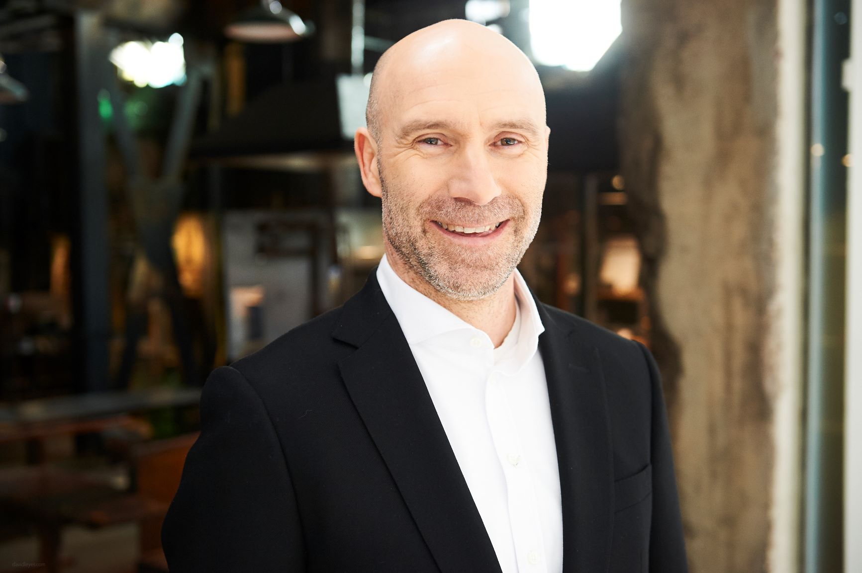 Watch our Founder, Michel Germain, as Guest Judge on the Netflix Series Blown Away Season 2 - Michel Germain Parfums Ltd.